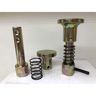 【Ready Stock】Forklift Fork Lock Kit 76555-20170-71 / 7FD25 7FD30