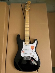 กีต้าร์ไฟฟ้า Fender Stratocaster ( พร้อมส่งในไทย )