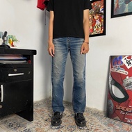 REVOLUTION STRETCH FADING BLUE JEANS