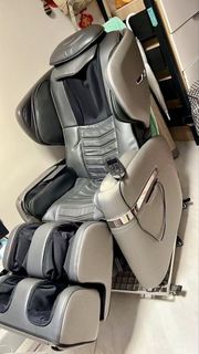 【九成新】OSIM V手天王按摩椅（深灰色 / 型號 OS-890）