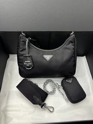 PRADA Re-Edition 2005 三合一黑色尼龍