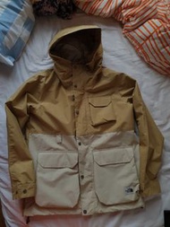 只可順豐到付 The North Face DryVent 男士外套