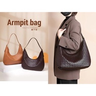 Big Tote Bag Brown Woven Bag Women Armpit Bag Large Capacity Shoulder Bag Niche Underarm Bag