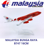 Miniatur Pesawat Terbang Model MALAYSIA CARGO PASSENGER DIECAST AEROPLANE MODEL TOY 16CM