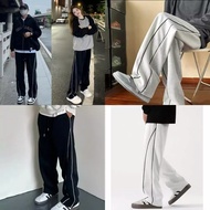2-Stripe Clip-on Sports Pants V2 - Pant 2 Line Wide Leg Unisex Men & Women