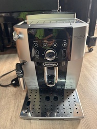 Delonghi magnifica S smart 咖啡機