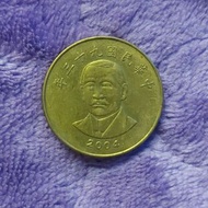 🌻🎇 【錢幣收藏】孫中山像 2004