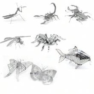 1pc Stainless Steel 3D DIY Puzzle Model Of Dragonfly & Praying Mantis, Metal Puzzle For Car Interior