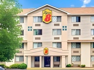 Super 8 by Wyndham Stamford/New York City Area