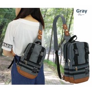 日本 W*lt 深灰色帆布 黑間 雙扣多袋格 單咩袋