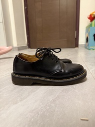 dr martens 1461