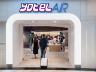 โยเทลแอร์ สิงคโปร์ ชางงี แอร์พอร์ต แอท จีเวล (YOTELAIR Singapore Changi Airport at Jewel)