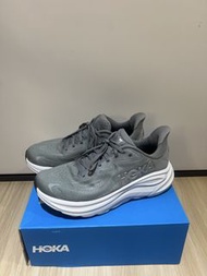Hoka Clifton 10