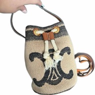 CELINE 絕版TEEN TRIOMPHE針織牛皮革抽繩包 99新