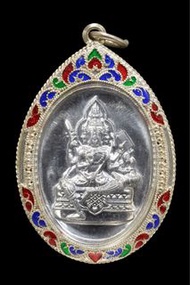 🌟泰國佛牌龍婆浸蘭大師+周冠瑪哈蘇拉薩大師+阿贊刁師傅及多位高僧一同開光加持 佛歷2560