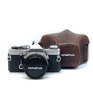 Olympus OM-1 Kit 24mm F3.5