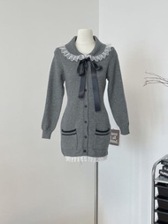 Pjga การออกแบบสไตล์เพรพพี้การถักที่สง่างามชุดราตรีลูกไม้ปีเตอร์แพนคอ Gyaru Kpop ชุดเดรสเข้ารูปสีเทาเ