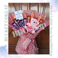 bouquet cokelat buket custom buket wisuda hadiah ulang tahun kado anak - dengan boneka