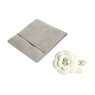 香奈兒山茶花胸針，塑膠珍珠胸針

香奈兒 白色 [二手]