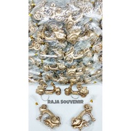 GANTUNGAN CONTENTS 100 Gold vespa key chain wedding souvenirs in plastic packaging