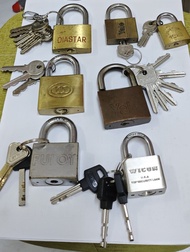 各類二手鎖。Yale,Fuloy, Wicon 鎖頭連鎖匙