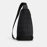 Coach CY801 Dominic Sling Pack In Signature Canvas (QBMI5) กระเป๋าคาดอกผู้ชาย สี Qb/Charcoal/Black