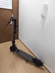Ninebot 電動滑板車