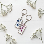 [Ready Stock] Transparent Resinart Dried Flower Keychain - Keychain l Unique Gift l Unique Gift l So