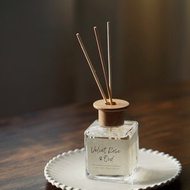 【玫瑰與烏木 Velvet Rose & Oud】 藤枝香薰 150ML