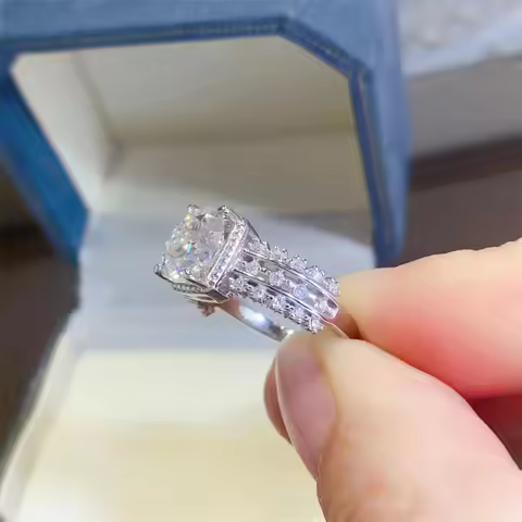 Women's 2 Carat Moissanite Engagement Ring PT950 Platinum Eight Hearts Eight Arrows Cut Premium Qual