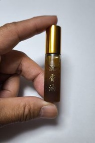 加里曼丹沉香油