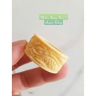 Nhẫn Càn Long Chạm Rồng Nam Giả Ngà hay Xương Mỹ Nghệ màu trắng Ni 22mm Cao 14mm Dầy 4mm Dành Cho Cá