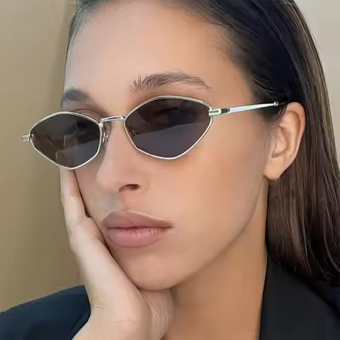 1PC diamond polygon small frame sunglasses 2025 new metal sunglasses for fashion show minimalist wom