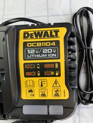 Sạc pin 18V Dewalt DCB1104-B1 dùng sạc cho pin hãng Dewalt từ 12V đến 20v sử dụng diện 220V dòng sạc