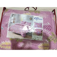 cadar queen ai zhuo, tebal tidak berbulu