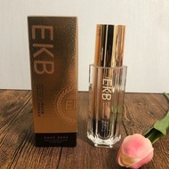 Ekb Black Gold Truffle Makeup Holding liquid foundatioEKB Black Gold Truffle Holding Makeup liquid Foundation Waterproof Sweatproof Non-Smudge Makeup Concealer Moisturizing Oil Control Non-Stick Powder bb Cream 3.16