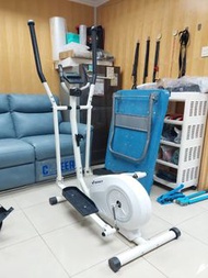 太空漫步橢圓機 Cross Trainer Elliptical Machine