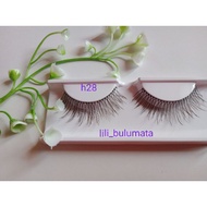 H28 Upper eyelashes natural 12 pairs
