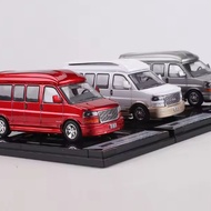 GMC Savana 1:64 Shadow Car Model