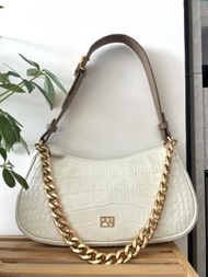 Parisa Wang Carrie Baguette Bag w/ Charmed Chain 手袋