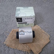 Front Iron Lower ARM BUSHING W205 W213 C200 C250 C300 E200 E300 MERCEDES benz Original a2053336100