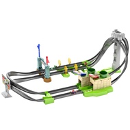 Hot Wheels Mario Kart Circuit Light Track Set with 1 Mario Car, Vehicle Toy Playset, Ages 5+, GHK15