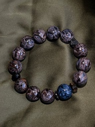 彼得石 特別色系古銅龍鱗能量手串 強火彩彼德石