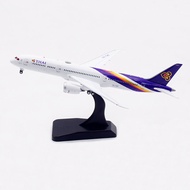 แบบจำลองเครื่องบินแม่เหล็ก Aviation 1400 B787-9 HS-TWB ทำจากพลาสติก ABS ของเล่นสะสมสำหรับเด็กอายุมาก