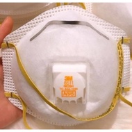 3M 8511 FFP2 N95 mask Made in USA prevents epidemics and chemicals.