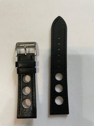針紋三洞真皮錶帶 22mm黑色