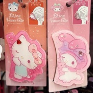 日本代購🇯🇵Sanrio 趴趴造型水鑽鯊魚夾 （Hello Kitty/ My Melody/ PC狗 Pochacco/ 水怪)