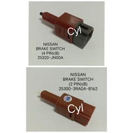 Nissan Universal Brake Switch(2/4 Pin)(B)25320-JN00A/25300-3RA0A-B162