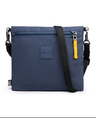 旺角門市 : 澳洲 Pacsafe 3.5L防盜斜孭袋 Go Anti-Theft Crossbody Pouch