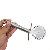 PIZZA PASTRY DOUGH PASTA RAVIOLI CUTTER ROLLER STAINLESS STEEL / RODA PEMOTONG PIZZA PASTRI DOH PAST